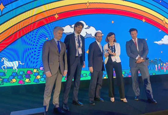 eib-global-intesa-nagrada-uxolo