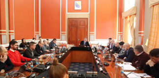 Ograničavanje rasta plata u javnom sektoru Brčko distrikta