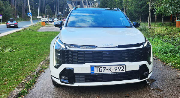 kia-sportage-front