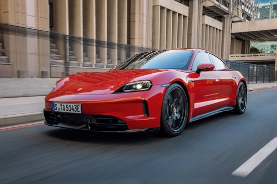 Porsche-Taycan-GTS-sa-E-Shift