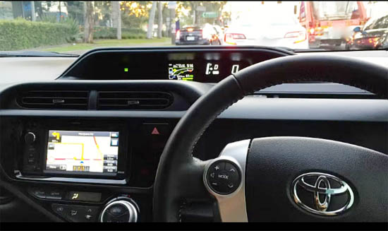 toyota-kokpit